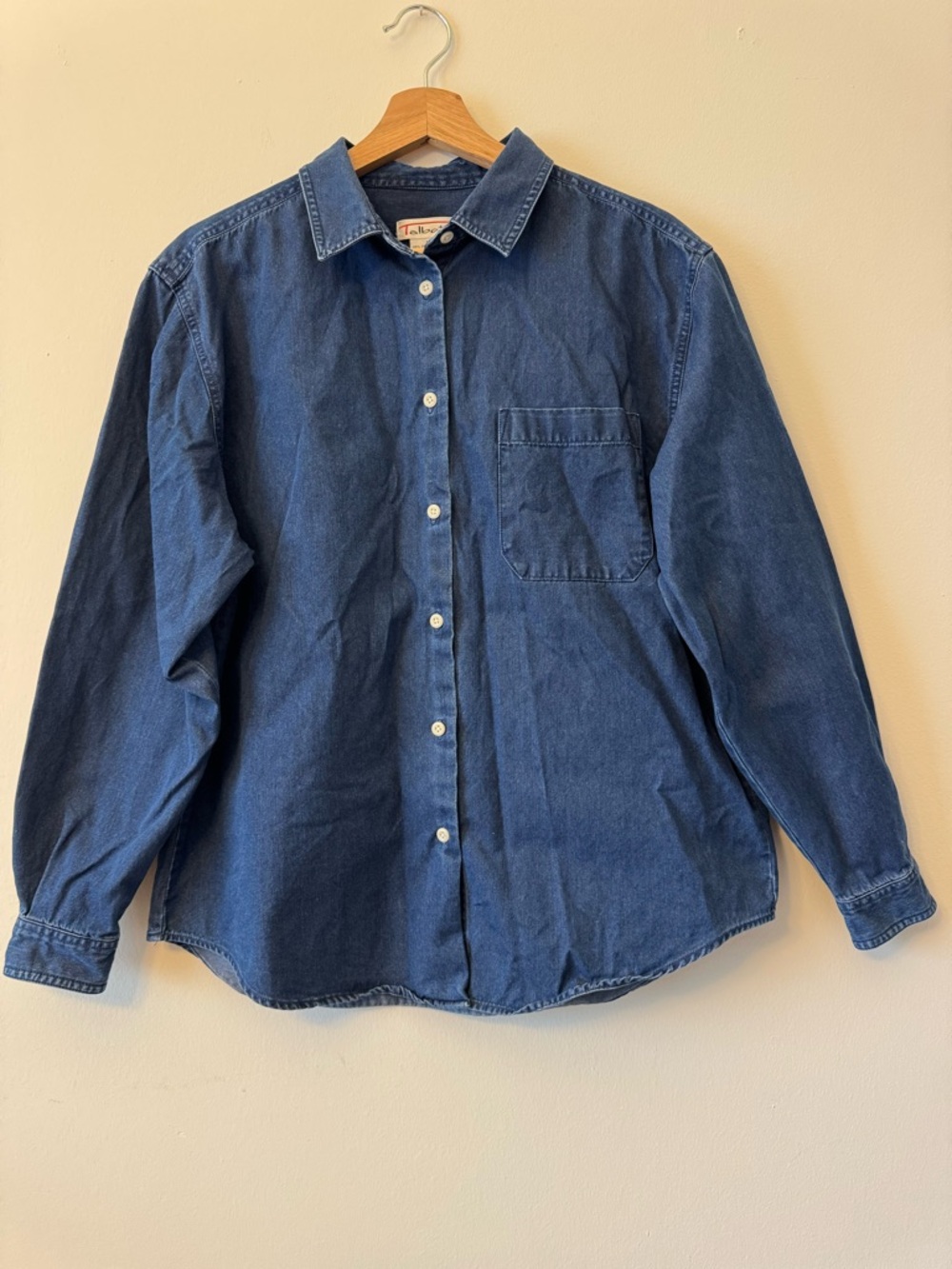 Talbots Dark Wash Denim Shirt Women’s Medium Long Sleeve – Good Condition